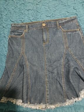 Old Navy Dark Blue Denim Flared Skirt with Frayed Hem